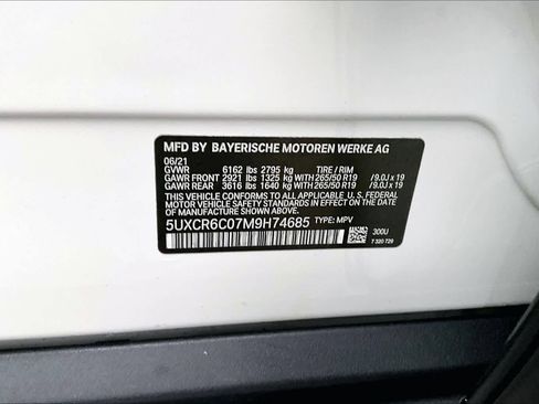 Used 2021 BMW X5 xDrive40i w/ Premium Package 3 image 32