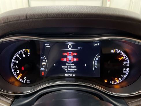 Used 2015 Jeep Grand Cherokee Overland image 12