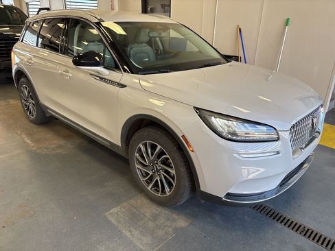 Used 2021 Lincoln Corsair AWD w/ Equipment Group 101A image 1