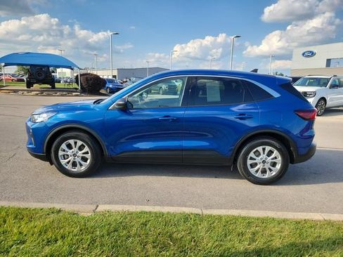 Certified 2023 Ford Escape Active w/ Cold Weather Package FWD image 2