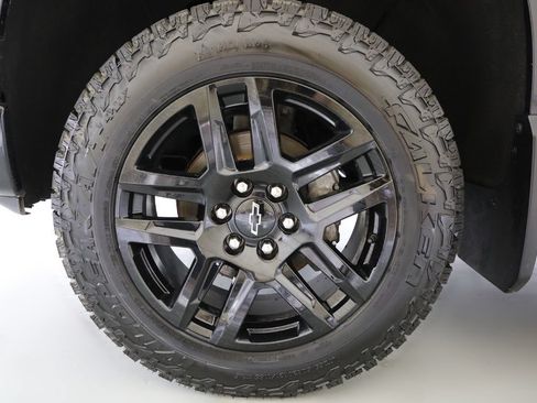 Certified 2022 Chevrolet Silverado 1500 LT Trail Boss w/ LT Trail Boss Premium Package AWD/4WD image 23