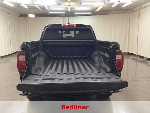 Used 2024 GMC Canyon Denali AWD/4WD image 8