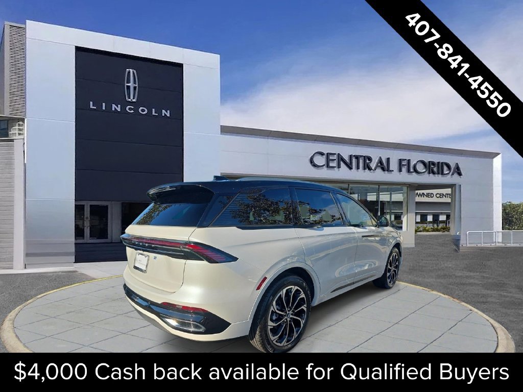 New 2026 Lincoln Nautilus Reserve AWD/4WD image 3