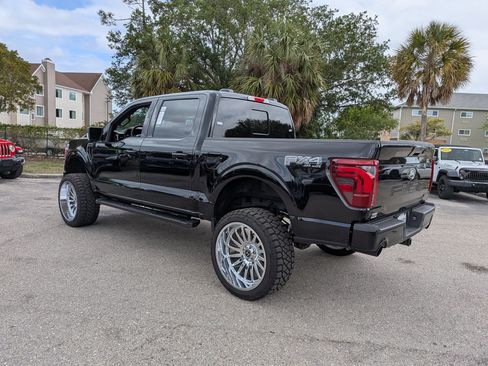 Used 2025 Ford F150 Lariat w/ Equipment Group 501A Mid image 6