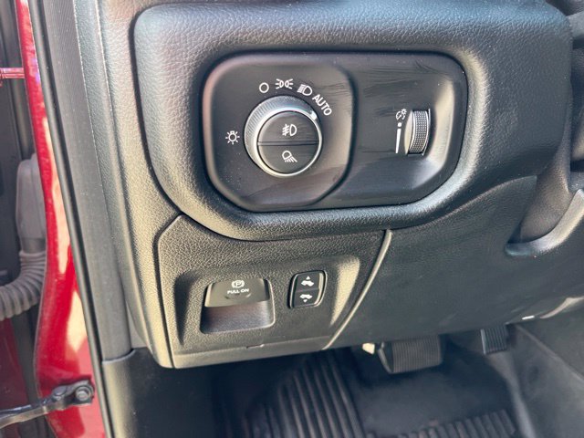 Used 2020 RAM 1500 Lone Star RWD image 15