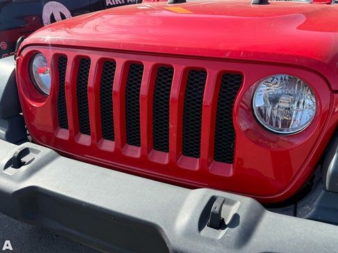 Used 2020 Jeep Wrangler Unlimited Sport S AWD/4WD image 7