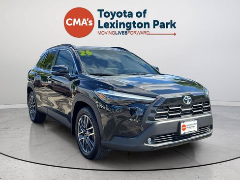 Used 2026 Toyota Corolla Cross XLE w/ Convenience Package AWD/4WD image 1