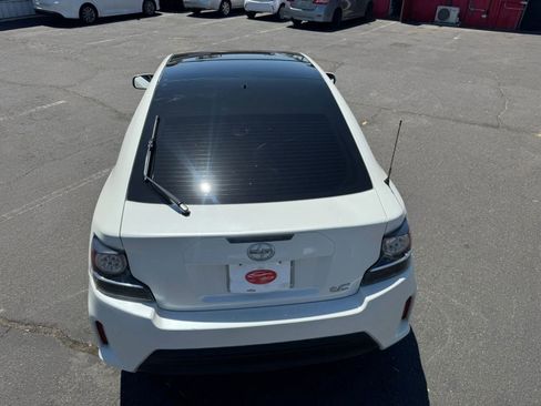 Used 2016 Scion tC FWD image 16