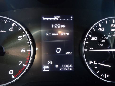 Used 2025 Subaru Outback Premium w/ Popular Package #1 image 19