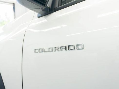 Used 2026 Chevrolet Colorado Trail Boss AWD/4WD image 4