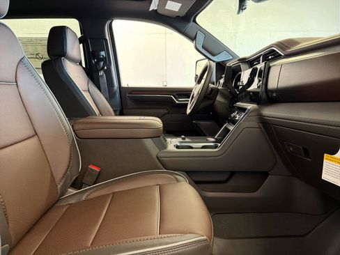 New 2026 GMC Sierra 2500 Denali w/ Denali Reserve Package image 26