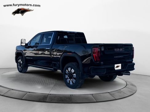 Used 2025 GMC Sierra 2500 Denali w/ Denali Reserve Package image 5