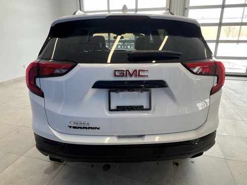 Used 2020 GMC Terrain SLT w/ Preferred Package image 6