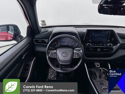 Used 2021 Toyota Highlander XSE image 25