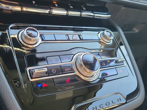 Certified 2022 Lincoln Corsair FWD image 28