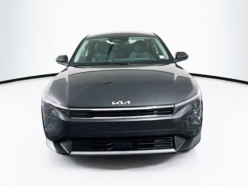Used 2025 Kia K4 EX image 2