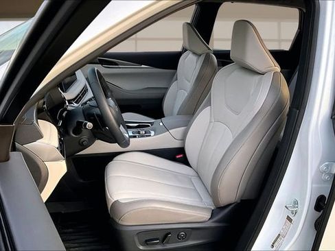 Used 2026 INFINITI QX60 Luxe w/ Cargo Package image 25