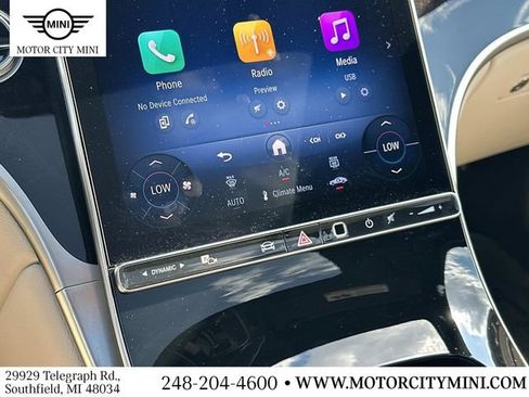 Used 2025 Mercedes-Benz GLC 300 4MATIC image 34