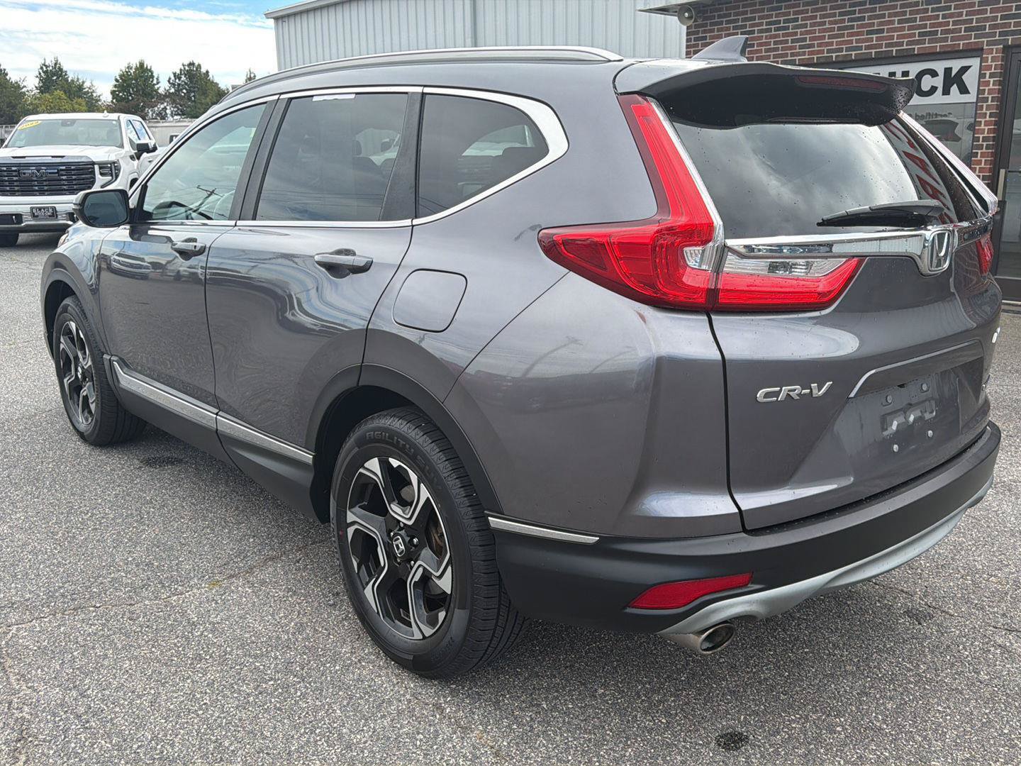 Used 2018 Honda CR-V Touring image 26