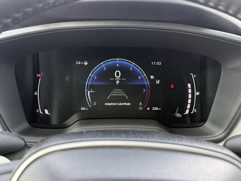 Used 2025 Toyota Corolla SE w/ SE Premium Package image 32