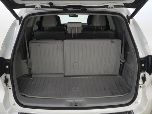 Used 2017 Toyota Highlander XLE image 20
