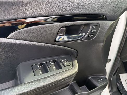 Certified 2021 Honda Pilot Elite image 29