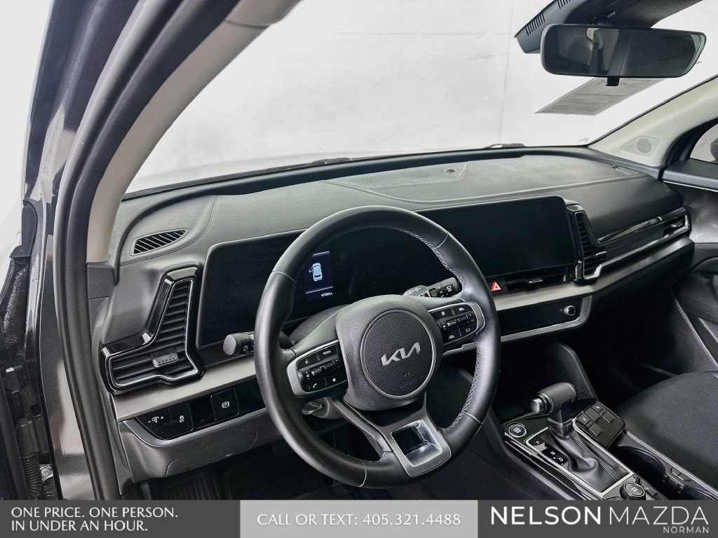 Used 2023 Kia Sportage EX FWD image 10