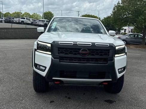 New 2026 Nissan Frontier PRO-4X w/ Tow Package AWD/4WD image 9