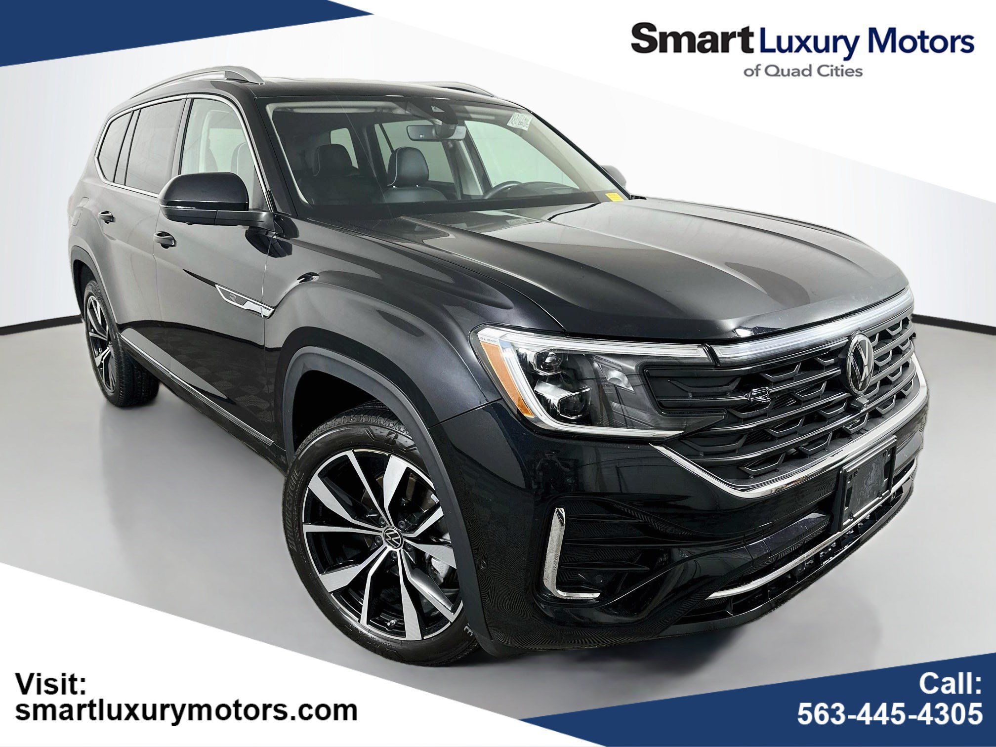 Used 2024 Volkswagen Atlas SEL Premium R-Line AWD/4WD image 1