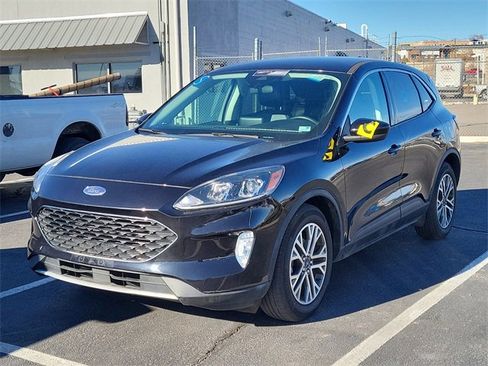 Used 2022 Ford Escape SEL image 3