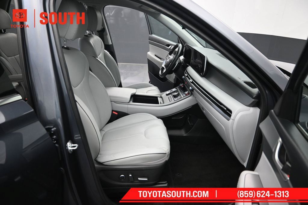 Used 2025 Hyundai Palisade SEL AWD/4WD image 35