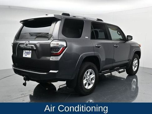 Used 2022 Toyota 4Runner SR5 Premium w/ Moonroof Package AWD/4WD image 10