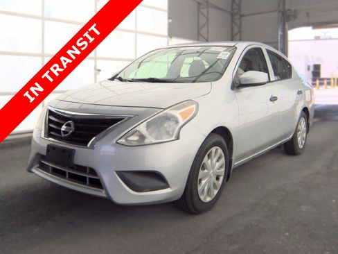 Used 2018 Nissan Versa S Plus FWD image 1