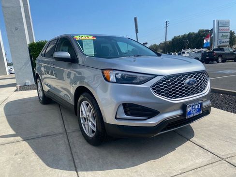 Used 2024 Ford Edge SEL image 12