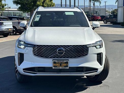 New 2026 Volvo XC90 T8 Plus w/ Protection Package Premier image 2