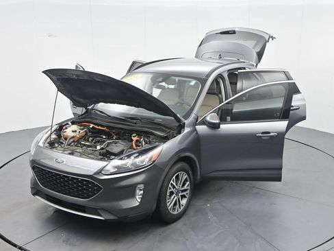 Certified 2021 Ford Escape SEL w/ Technology Package AWD/4WD image 42