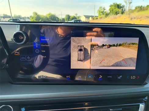 New 2026 Chevrolet Traverse LT w/ Enhanced Driving Package image 27