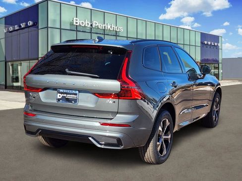New 2026 Volvo XC60 B5 Core w/ Climate Package image 24