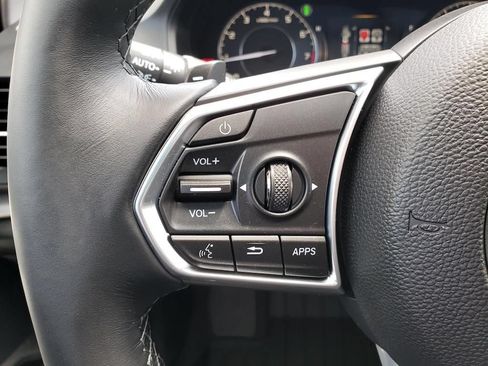 Certified 2025 Acura RDX SH-AWD w/ Technology Package image 17