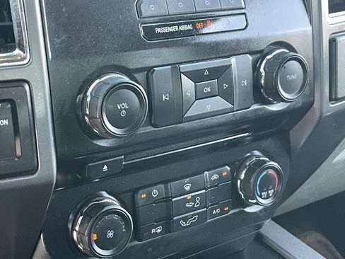 Used 2015 Ford F150 XLT w/ Equipment Group 301A Mid RWD image 28