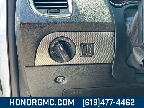 Used 2019 Dodge Durango GT image 16