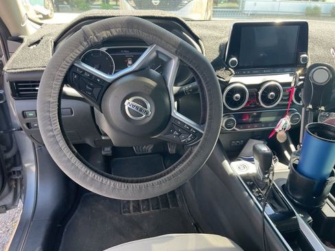 Used 2021 Nissan Sentra SV image 8