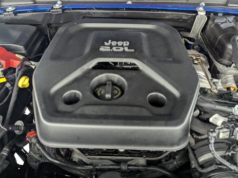 Used 2021 Jeep Wrangler Unlimited Sport AWD/4WD image 12