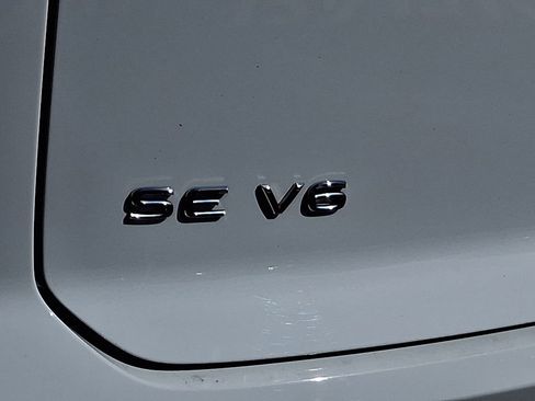 Certified 2023 Volkswagen Atlas Cross Sport SE w/ Panoramic Sunroof Package image 31