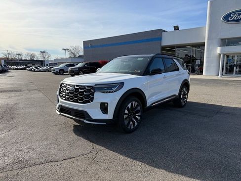 New 2026 Ford Explorer Platinum w/ LUX Leather Package AWD/4WD image 3