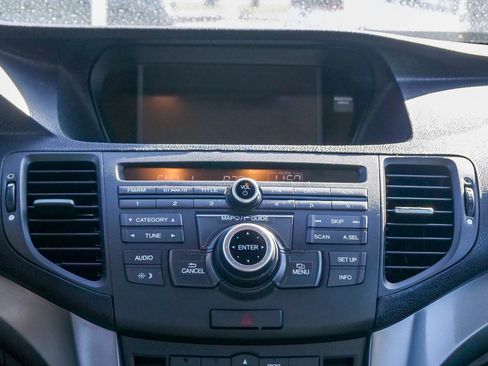 Used 2010 Acura TSX Sedan image 13