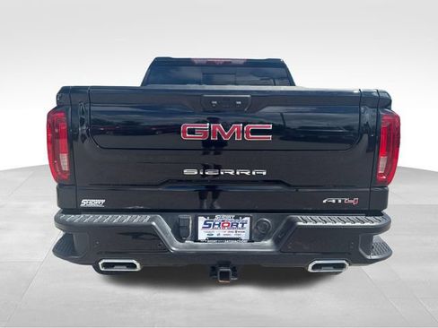 Used 2023 GMC Sierra 1500 AT4 w/ Technology Package AWD/4WD image 8