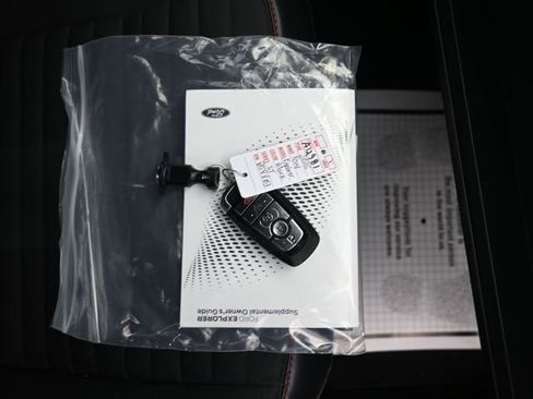 Used 2025 Ford Explorer ST-Line AWD/4WD image 12