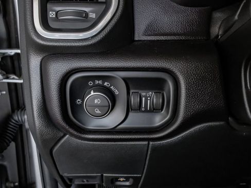 Used 2022 RAM 3500 Laramie AWD/4WD image 28