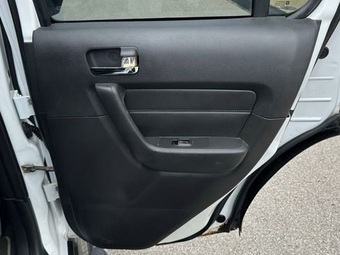 Used 2006 HUMMER H3 image 24